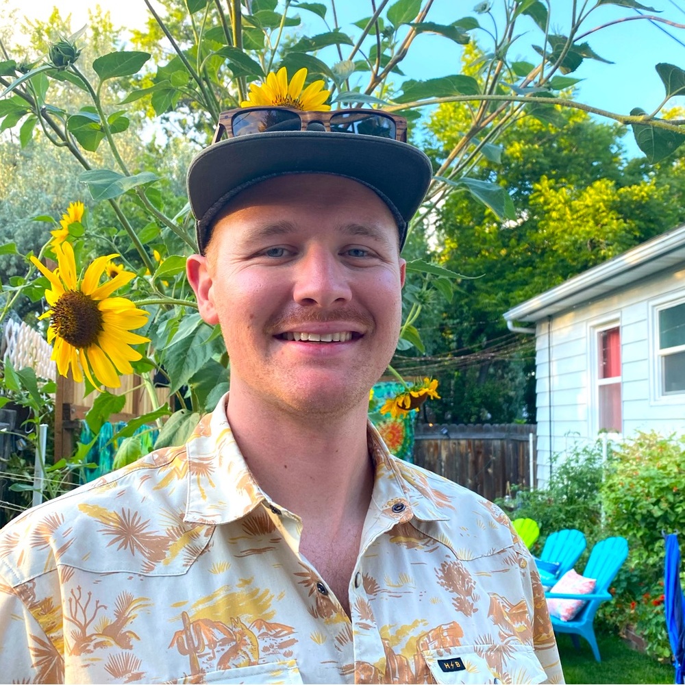 Meet your Posher, Cade